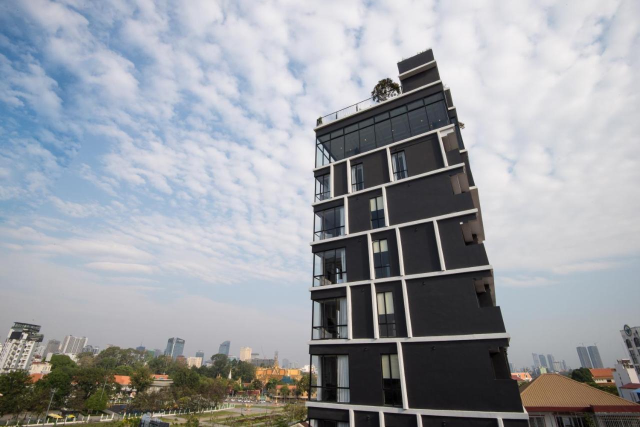 Glow Park Hotel Grand Royal Palace Phnom Penh Exterior photo